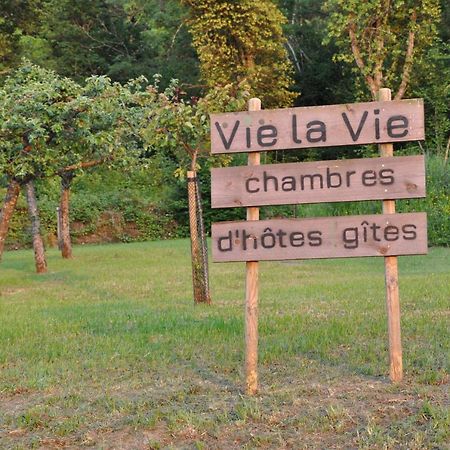 Chambres Et Table D'Hotes Vie La Vie Bains-les-Bains Exterior foto