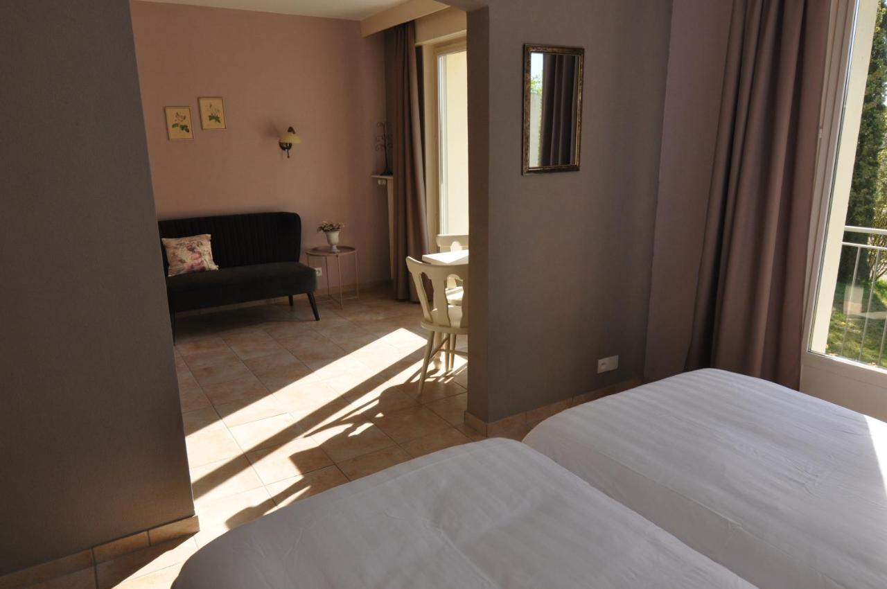 Chambres Et Table D'Hotes Vie La Vie Bains-les-Bains Exterior foto