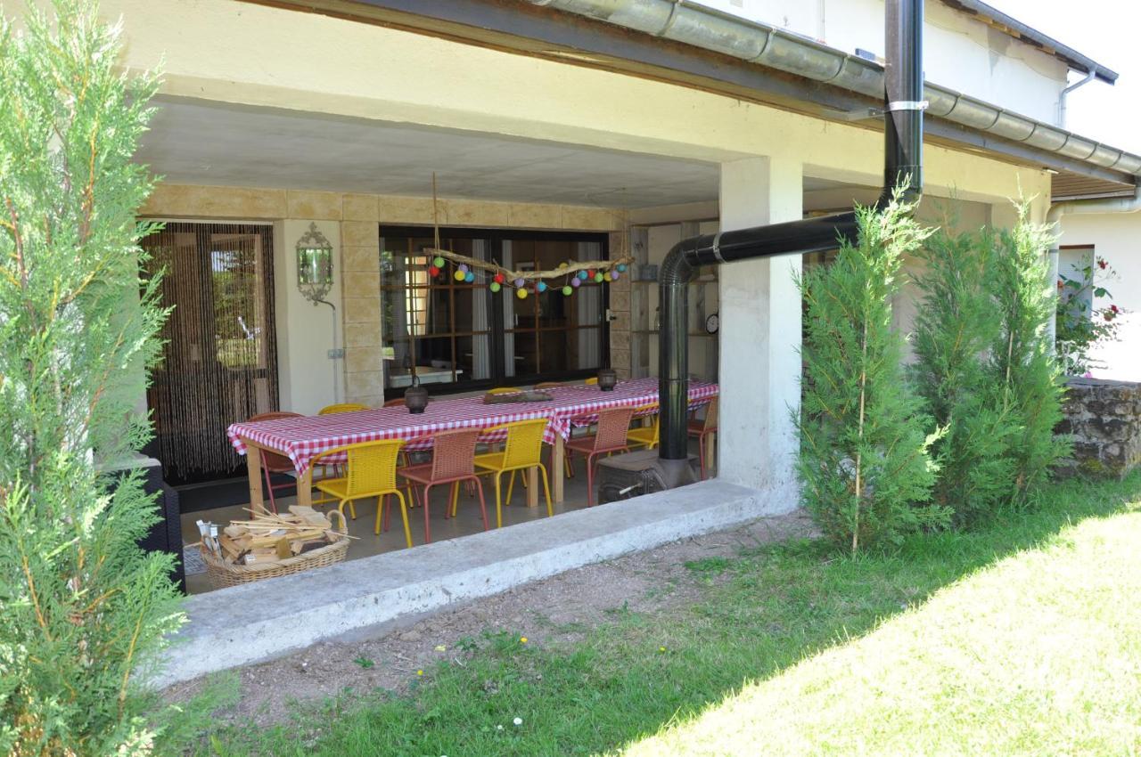 Chambres Et Table D'Hotes Vie La Vie Bains-les-Bains Exterior foto